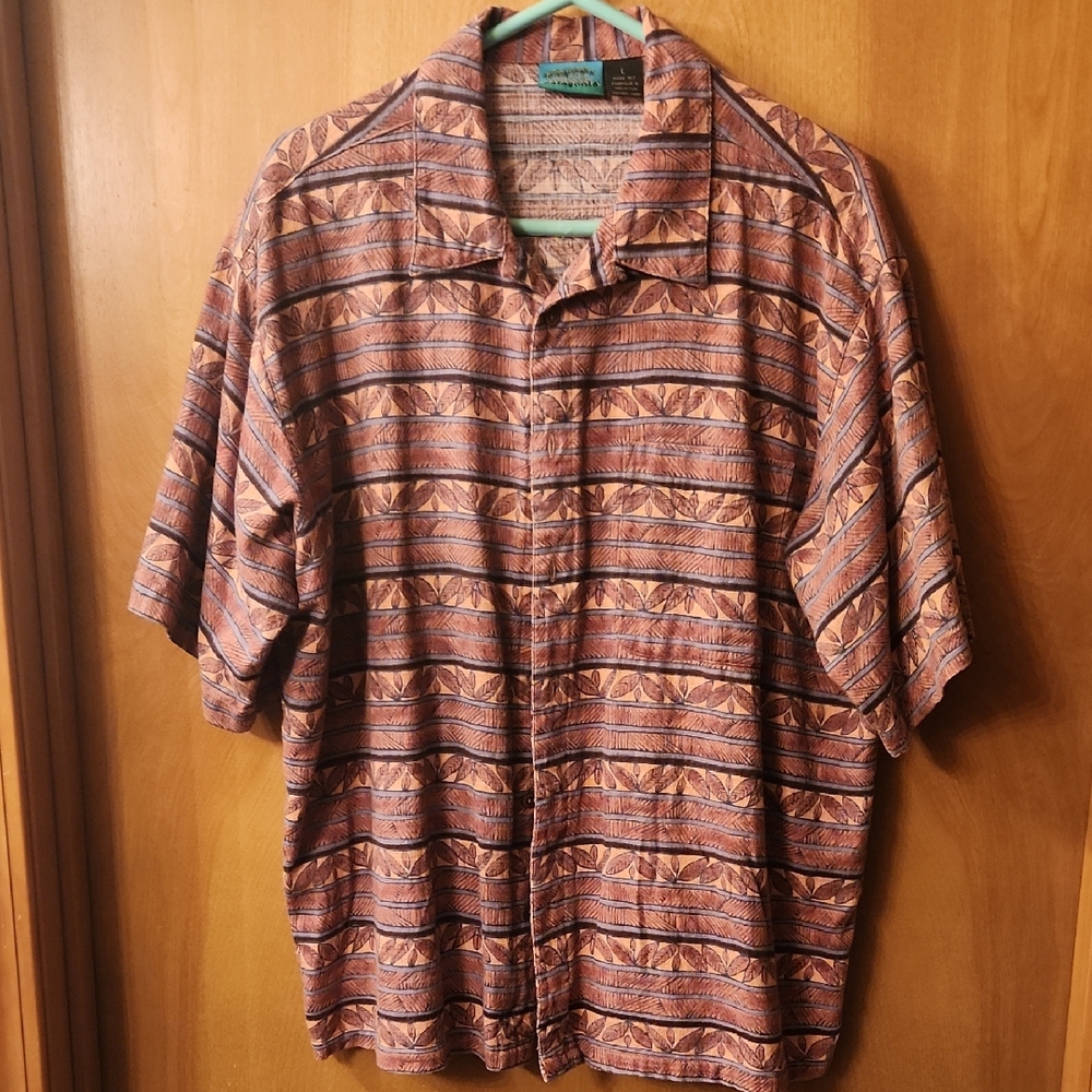 Patagonia Short Sleeve Shirt L